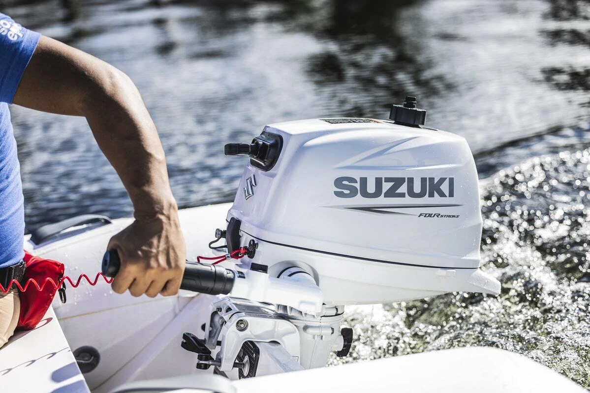 Suzuki DF6ASW5 6HP 4-Stroke Outboard Motor – Tiller – Portable Boat Engine – New - Image 3