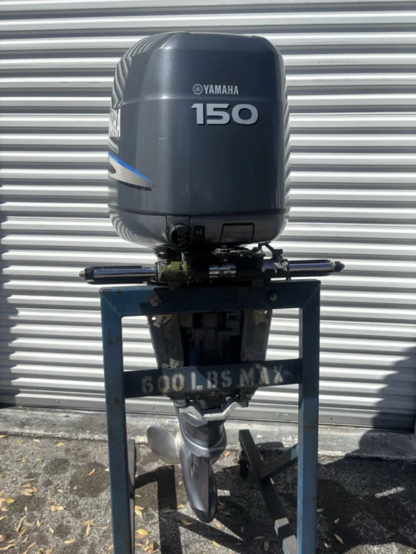 2007 Yamaha 150HP 2-Stroke Outboard Motor – 150TXR – 25” Shaft – 277 Hours