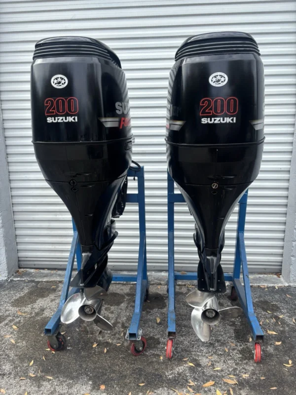 2006 Suzuki DF200 200HP 4-Stroke Outboard Motors Pair – 25” Shafts – 632 Hours