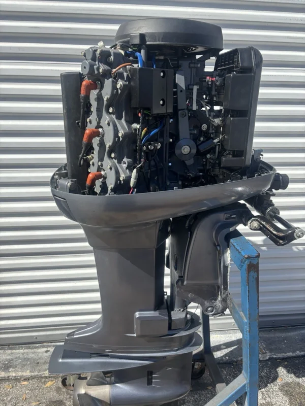 2007 Yamaha 150HP 2-Stroke Outboard Motor – 150TXR – 25” Shaft – 277 Hours