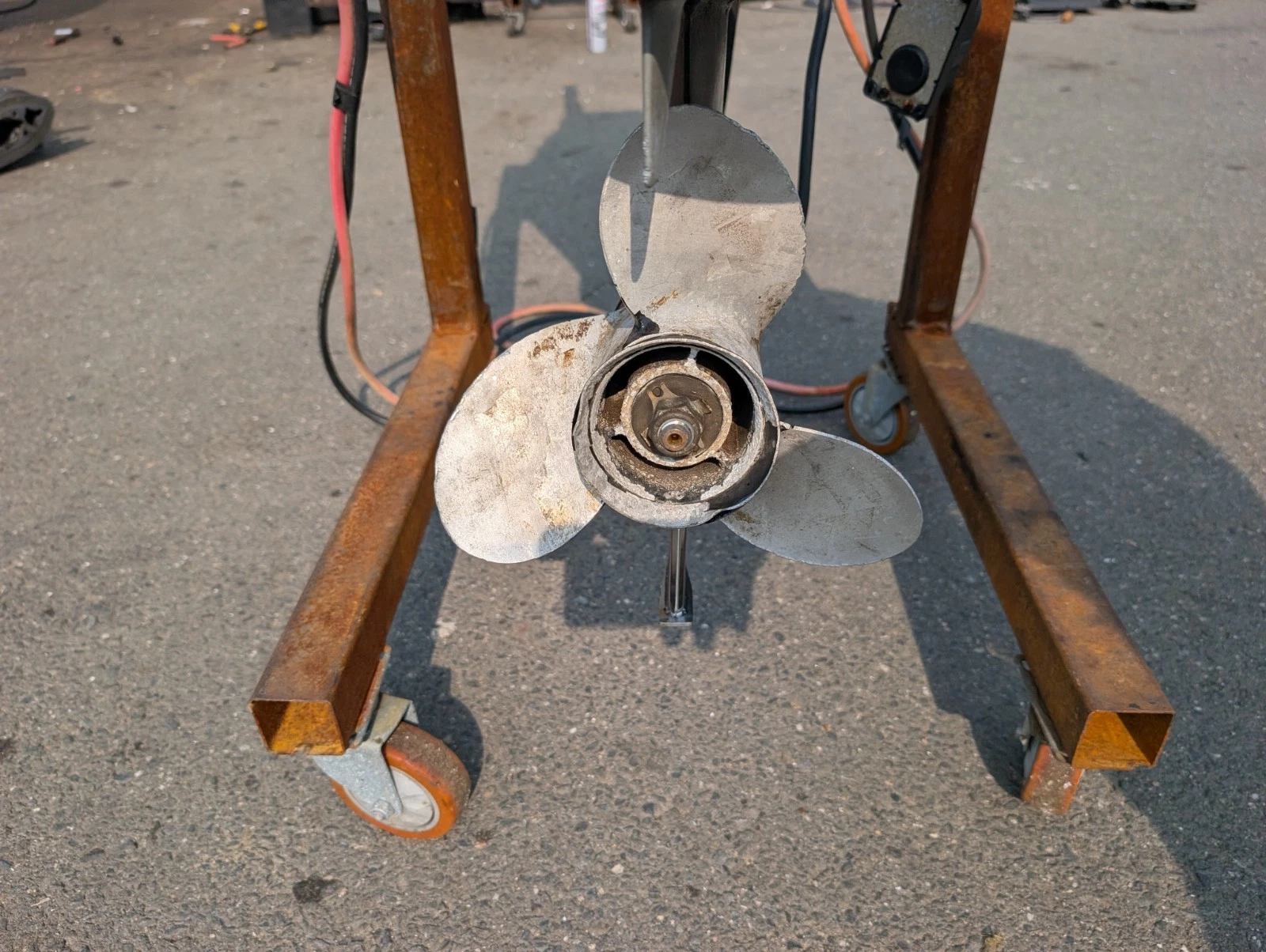 2009 Mercury 50HP EFI 4-Stroke Outboard Motor – 20” Shaft – Power Tilt – Tiller - Image 8