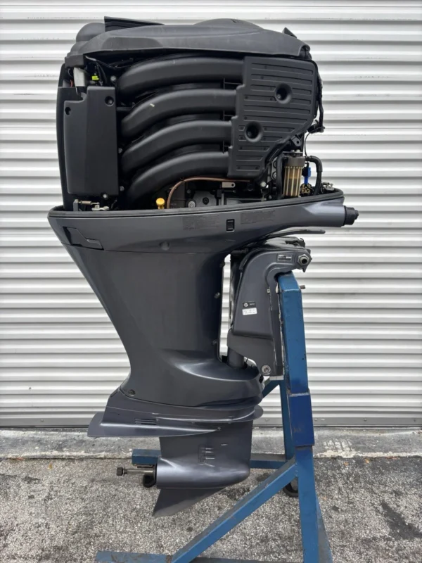 Used 2015 Yamaha F200XCA 200 HP 4-Stroke Outboard Motor – 25″ (X) Shaft – Ready to Mount and Run