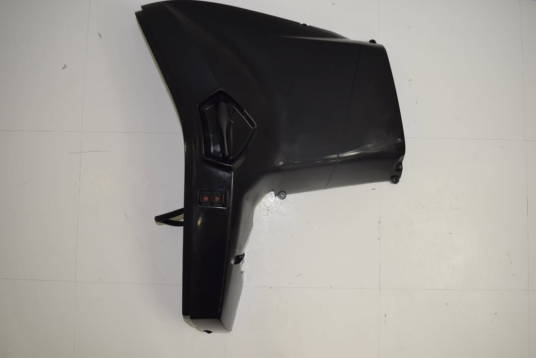 2005 Evinrude E-TEC 75HP Lower Cowling Covers (Used – Good Condition) | OEM Pair – Part #5005365 & 5005366