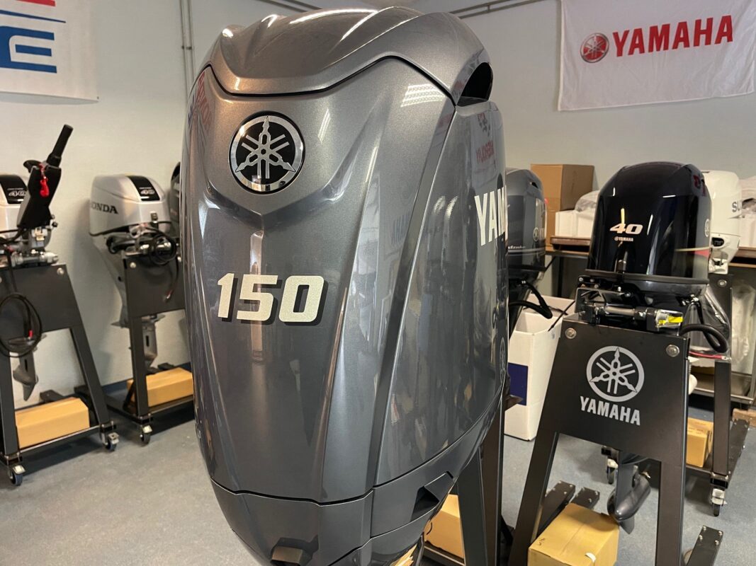 Yamaha F150 CL 150HP Long Shaft EFI Outboard Motor – Remote Control, Gauge & Propeller