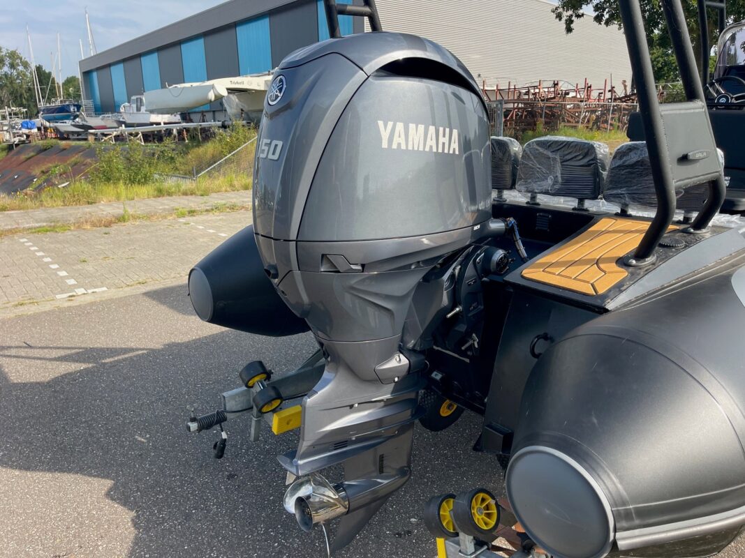 Yamaha F150 CL 150HP Long Shaft EFI Outboard Motor – Remote Control, Gauge & Propeller