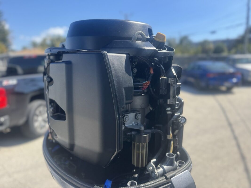 2011 Yamaha 150 HP Four Stroke Outboard Motor – 20” Shaft | 181 Hours