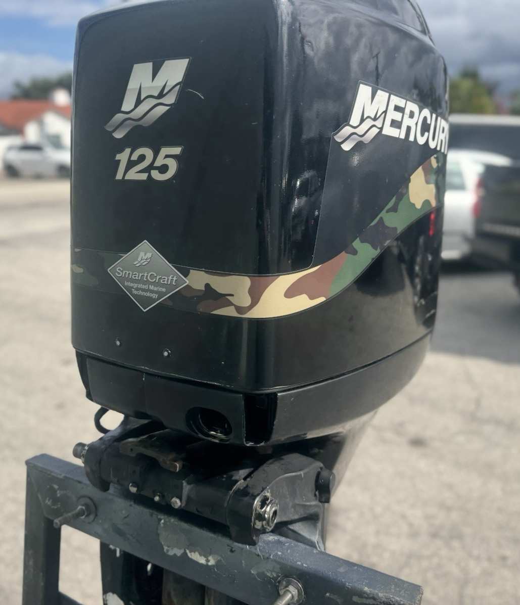 2004 Mercury 125HP 2-Stroke Outboard Motor – 20” Shaft | 437 Hours | Power Trim - Image 9