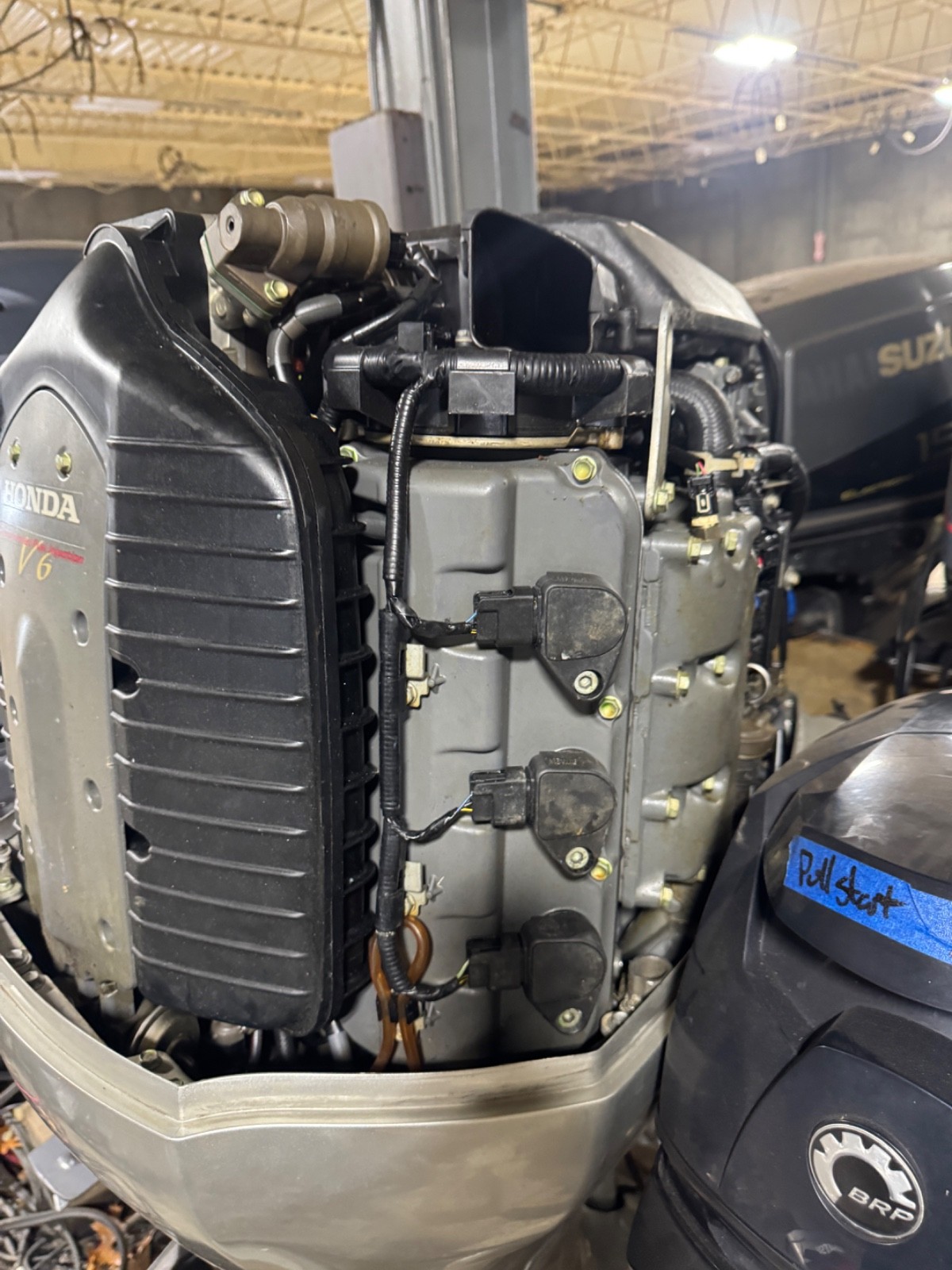 Honda BF225 225HP 4-Stroke Outboard Motor – 25” Shaft | EFI | Prop Included - Image 10