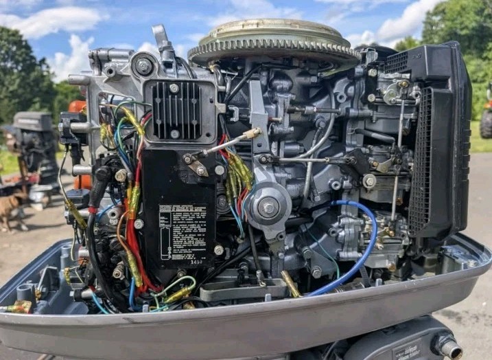 1992 Yamaha 90HP 2 Stroke Outboard Motor – 20” Shaft | Freshwater - Image 9