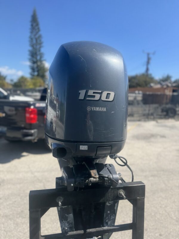 2011 Yamaha 150 HP Four Stroke Outboard Motor – 20” Shaft | 181 Hours