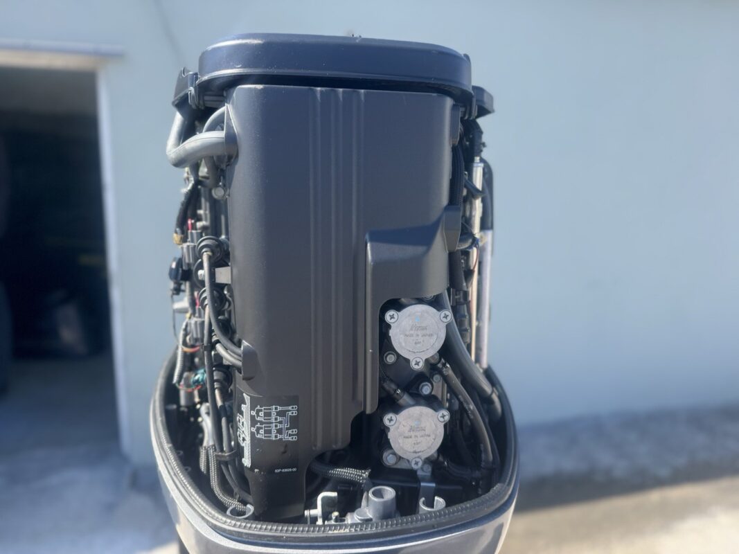2011 Yamaha 150 HP Four Stroke Outboard Motor – 20” Shaft | 181 Hours