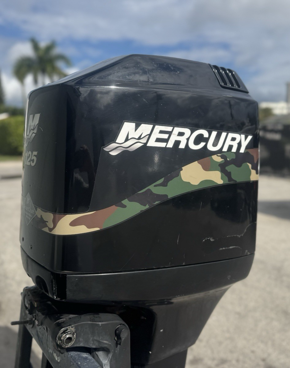2004 Mercury 125HP 2-Stroke Outboard Motor – 20” Shaft | 437 Hours | Power Trim - Image 7