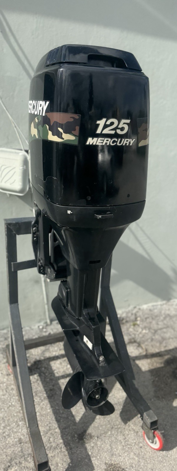 2004 Mercury 125HP 2-Stroke Outboard Motor – 20” Shaft | 437 Hours | Power Trim - Image 5