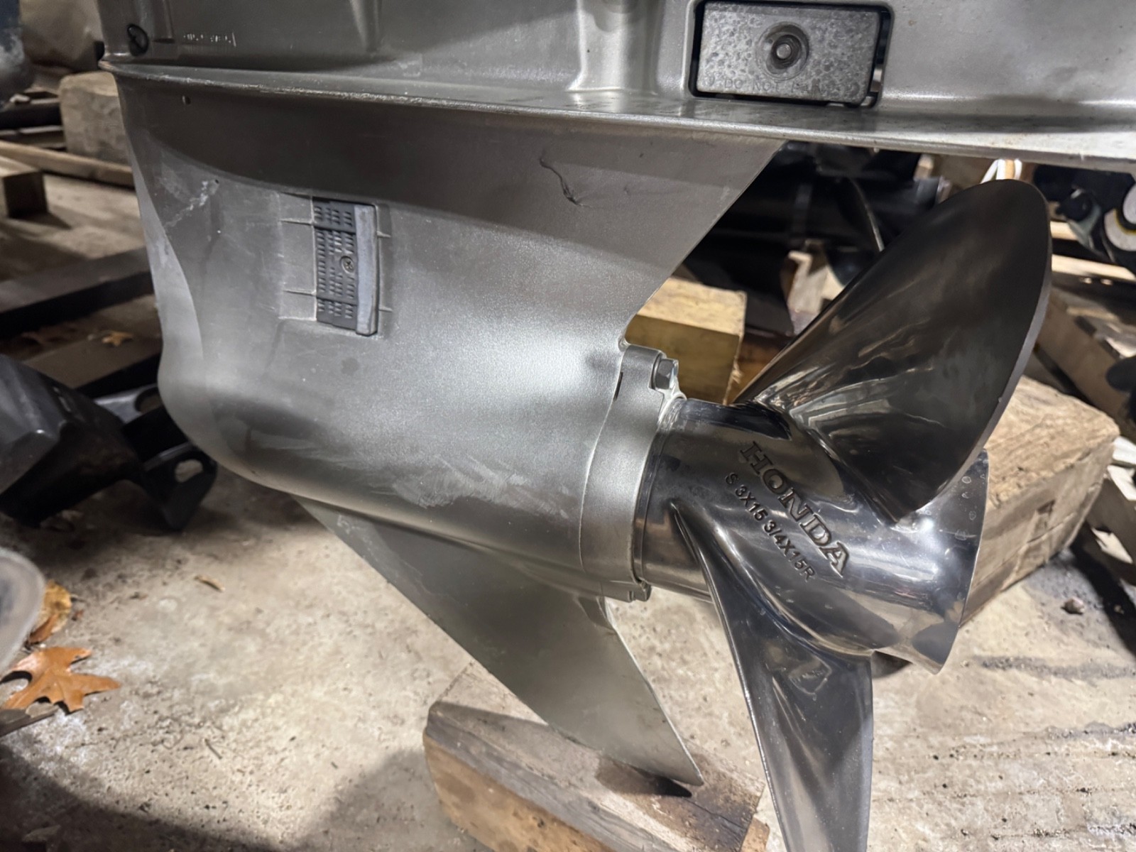 Honda BF225 225HP 4-Stroke Outboard Motor – 25” Shaft | EFI | Prop Included - Image 6