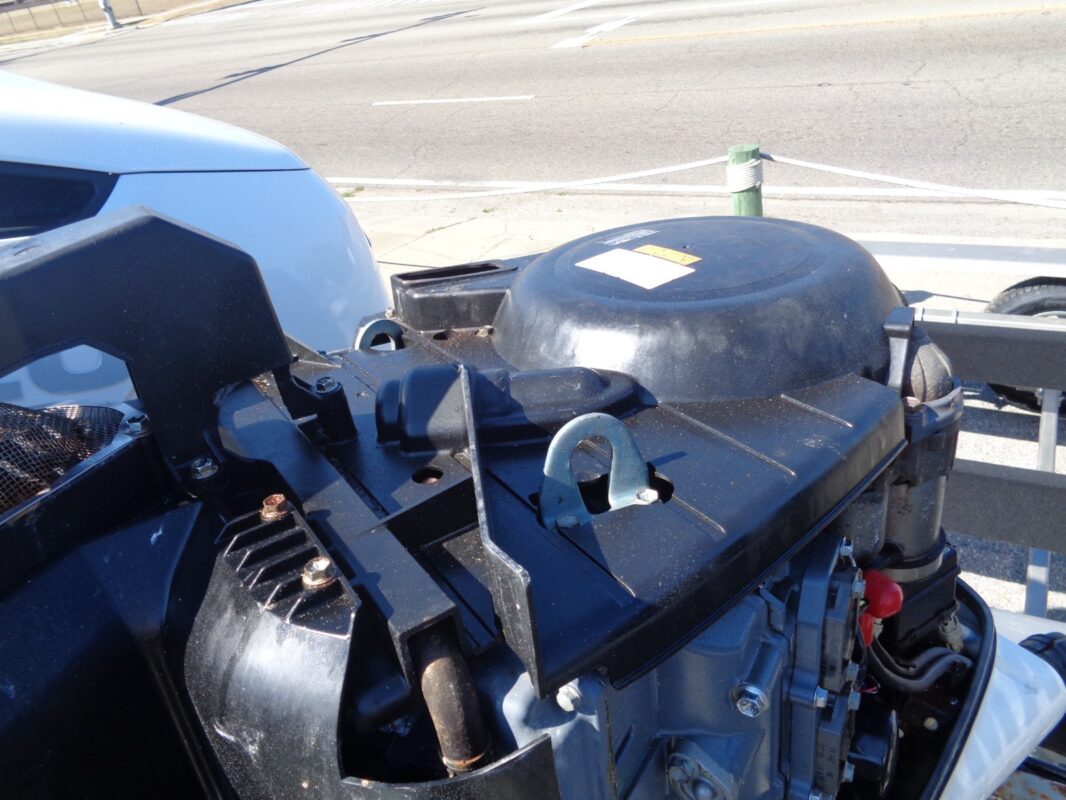 Pair of 2023 Suzuki DF300 300HP 4-Stroke Outboard Motors – 30” Counter Rotating | Digital Shift