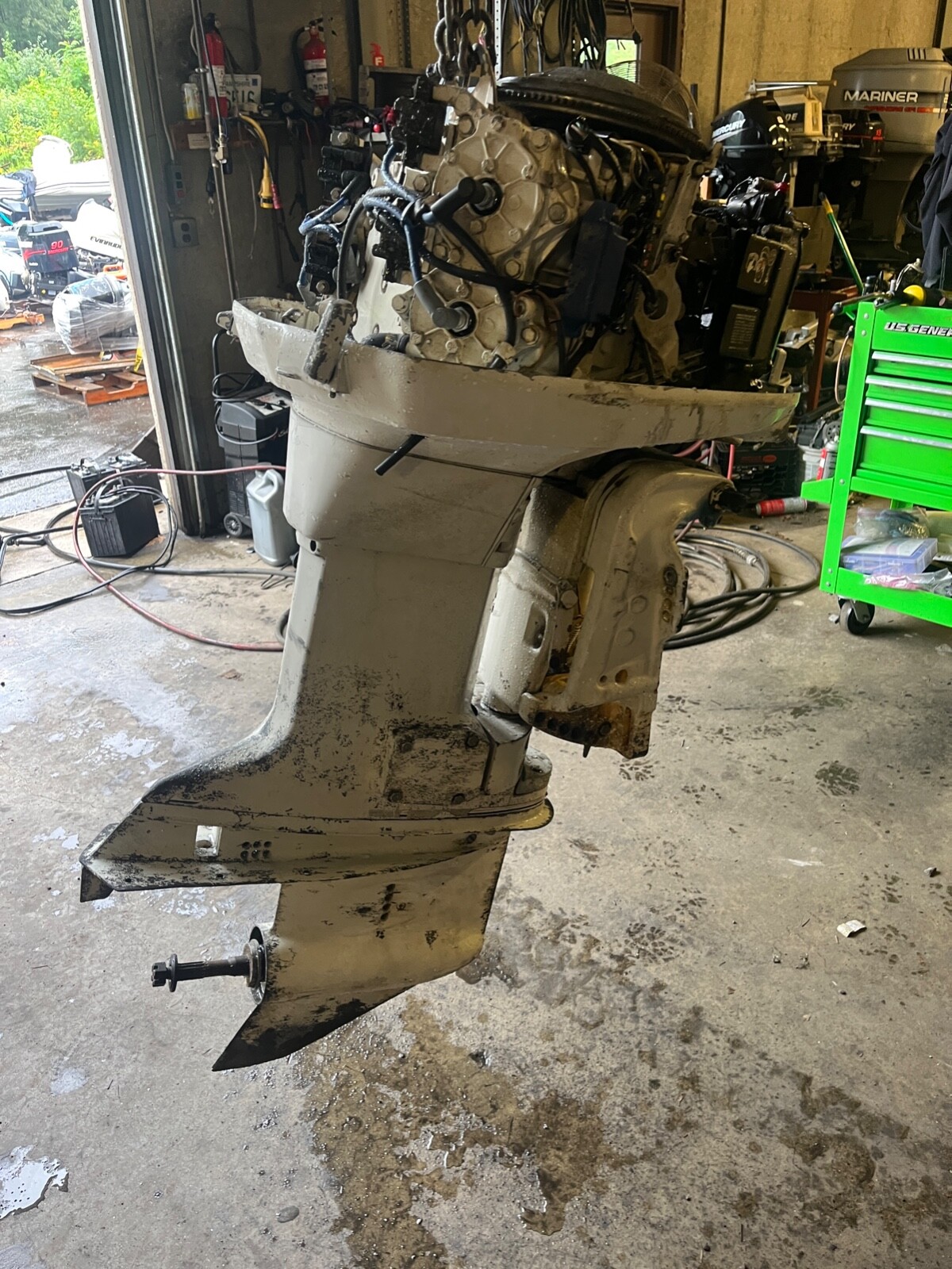 1985 Johnson 90 hp Carb 2-Stroke 20" Outboard Boat Motor Evinrude v4