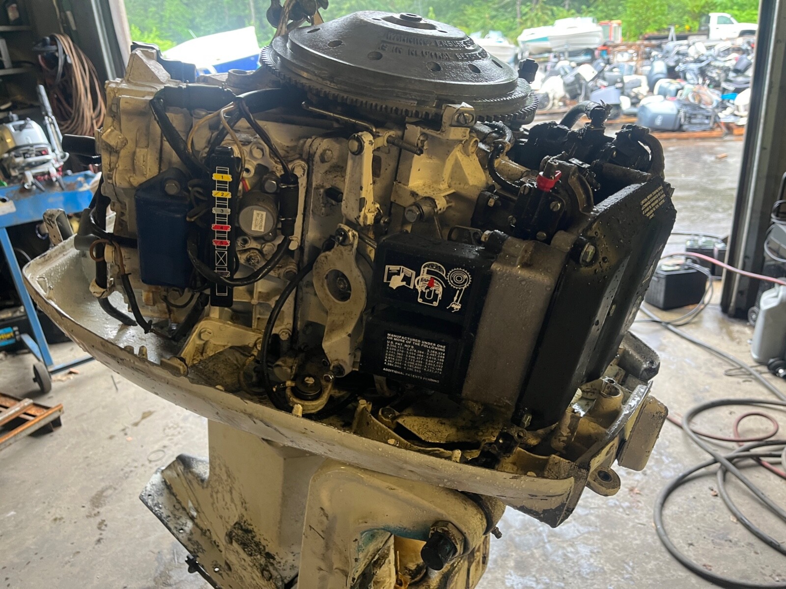 1985 Johnson 90 hp Carb 2-Stroke 20" Outboard Boat Motor Evinrude v4