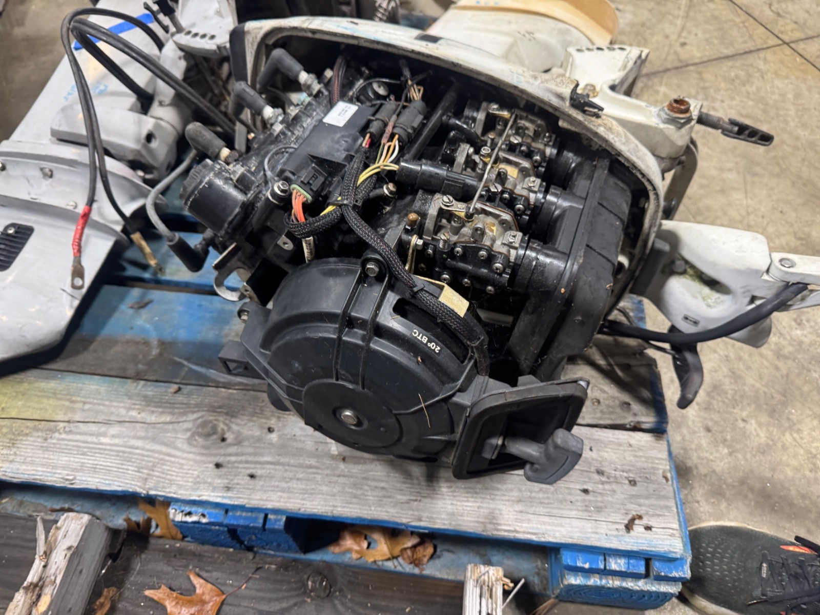 ~1995 Johnson 50 hp Tiller Evinrude OMC Outboard Boat Motor Engine 20" 2-Stroke
