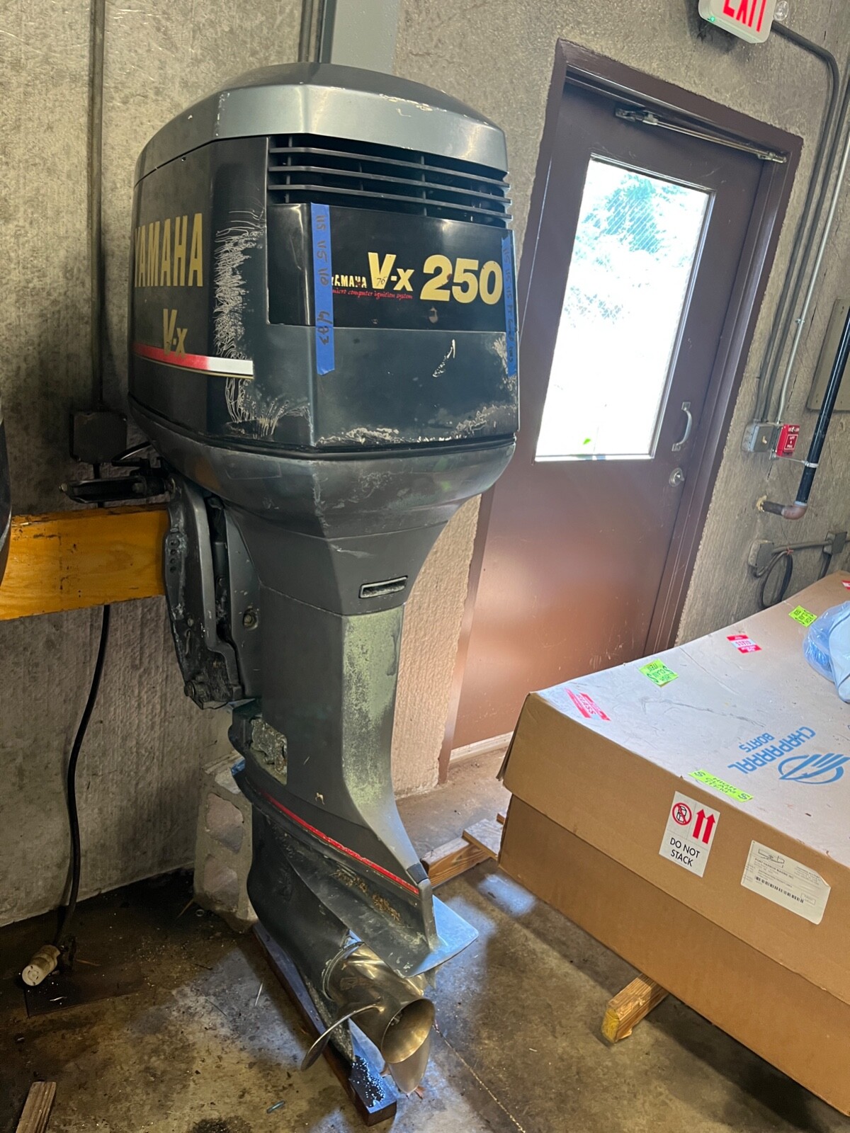 1995 Yamaha 250 HP 2-Stroke 25" Outboard Boat Motor Engine V6 Runs Well
