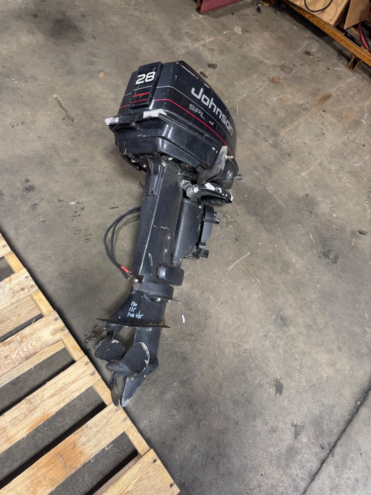 1996 Evinrude 28 hp Outboard Boat Motor Engine Johnson 20" Long Shaft Runs Well