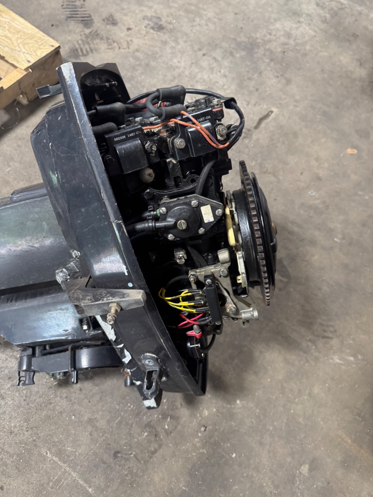 1996 Evinrude 28 hp Outboard Boat Motor Engine Johnson 20" Long Shaft Runs Well