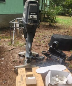 1997 suzuki outboard motor the color is black 140 horse power runs smooth