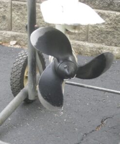 1998 8 HP Johnson Outboard Motor Runs Great