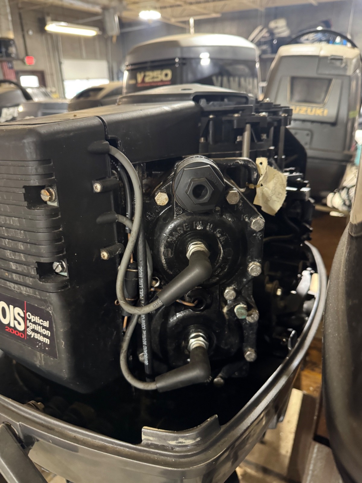 1998 Johnson 115 hp Carbureted 2-Stroke 25" Outboard Boat Motor Evinrude V4 Prop