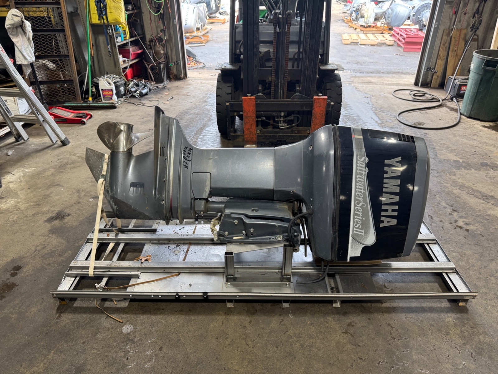 ~2000 Yamaha 250 Saltwater Series II OX66 2-Stroke 30" Outboard Boat Motor Runs