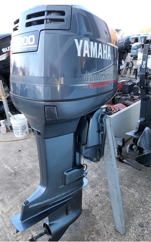 2001 Yamaha 200 OX66 EFI with 25"shaft- 432 ORIGINAL Hours And Runs Excellent