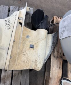 2002 Johnson Evinrude 150 hp Carbureted Outboard Boat Motor Engine 25
