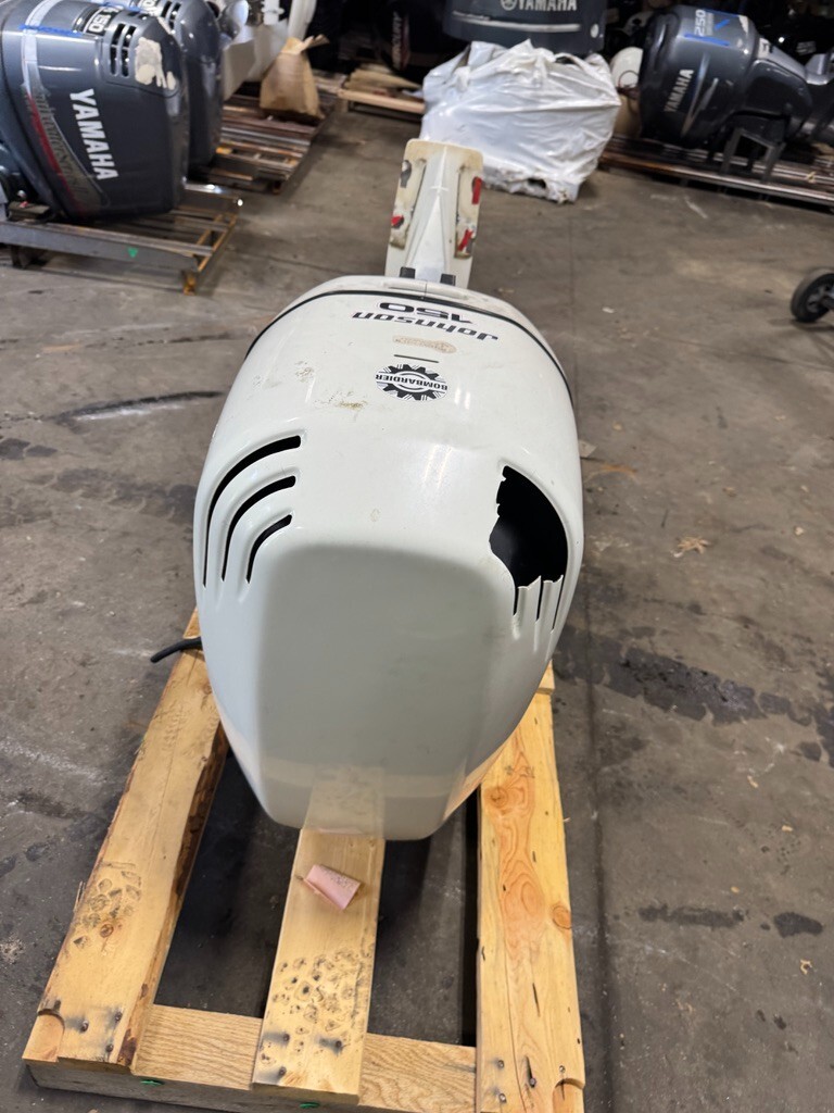 2002 Johnson Evinrude 150 hp Carbureted Outboard Boat Motor Engine 25" BRP OMC