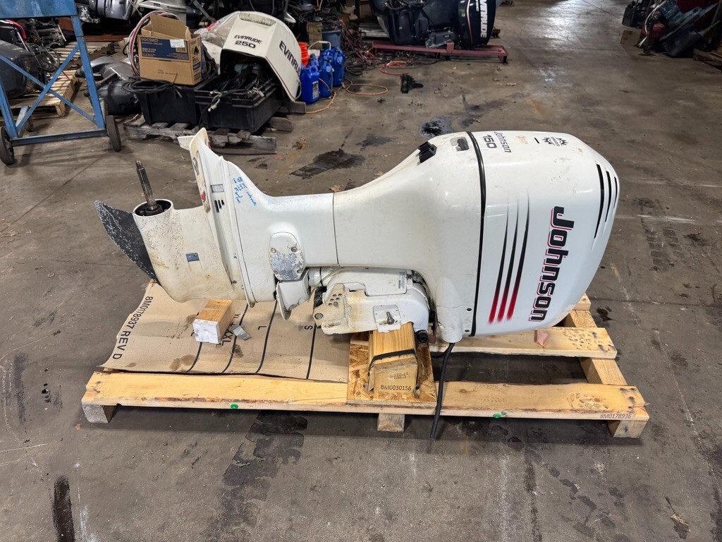 2002 Johnson Evinrude 150 hp Carbureted Outboard Boat Motor Engine 25" BRP OMC