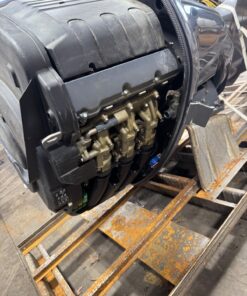 2003 Yamaha 225 hp F225 4-Stroke 30