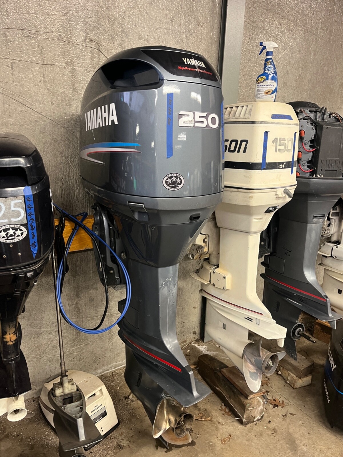 2003 Yamaha 250 HPDI 30" Outboard Boat Motor Engine Good Shape Runs Well V6