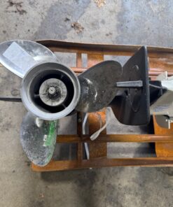 2005 Evinrude Etec 250 hp DFI Outboard Boat Motor Engine 30