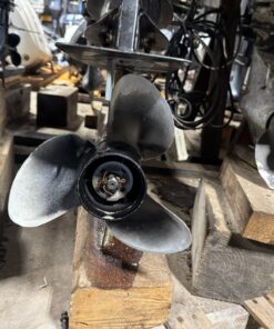 2005 Suzuki DF140 140 hp 4-Stroke 25