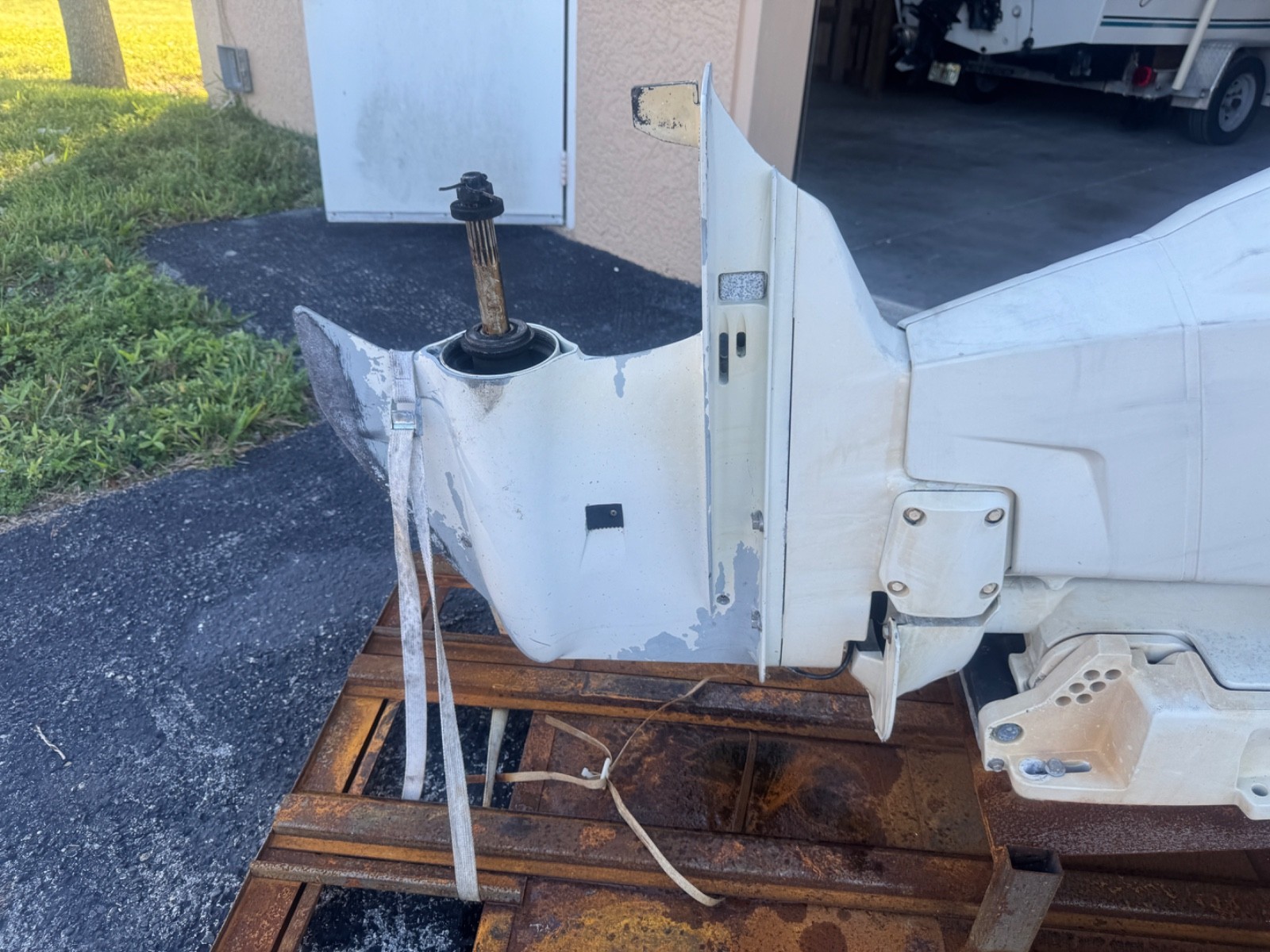 2006 Evinrude 225 hp ETEC 2-Stroke 25" Outboard Boat Motor Engine Runs Well