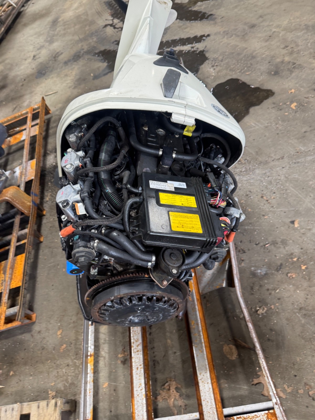 2007 Evinrude 200 hp HO ETEC 2-Stroke 20" Outboard Boat Motor Engine Runs Well