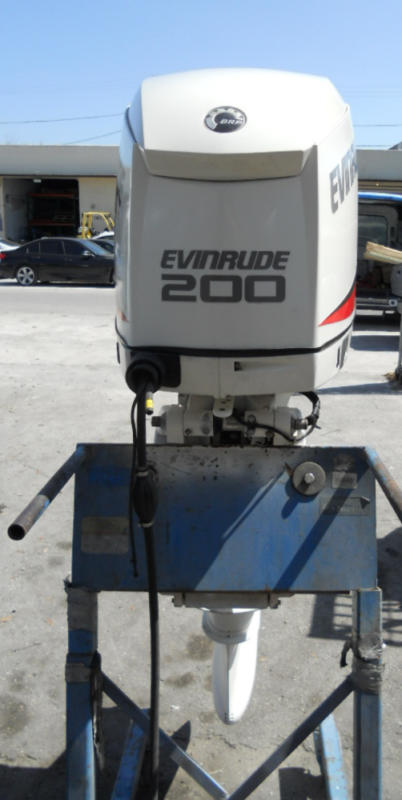 2012 Evinrude E-TEC 200 HP 2-Stroke DFI Outboard Motor – 25" Shaft – 350 Hours – Complete Rigging Included