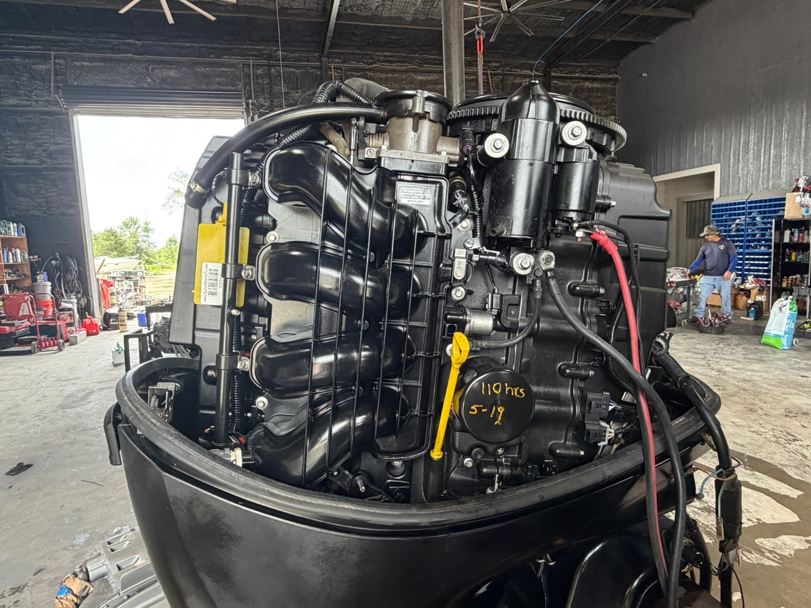 2013 Mercury 150HP FourStroke EFI Outboard Motor – 20" Shaft – 166 Hours – Fresh