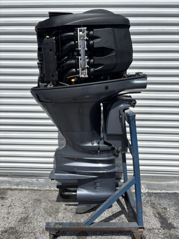 2016 Yamaha F150XB 150 HP 4-Stroke EFI Outboard Motor – 25" Shaft – 776 Hours – Complete Rigging Included