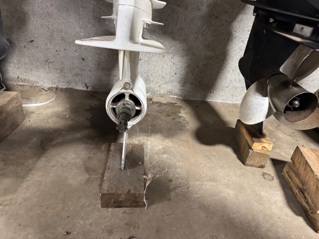 Used Honda BF250 250 HP V6 EFI 4-Stroke Outboard Motor – 30″ (XXL) Shaft – Digital Control