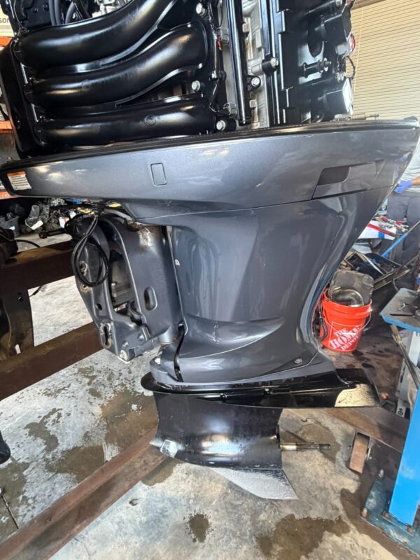 Used 2019 Yamaha VMAX SHO 250 HP V6 4-Stroke EFI Outboard Motor – Low Hours