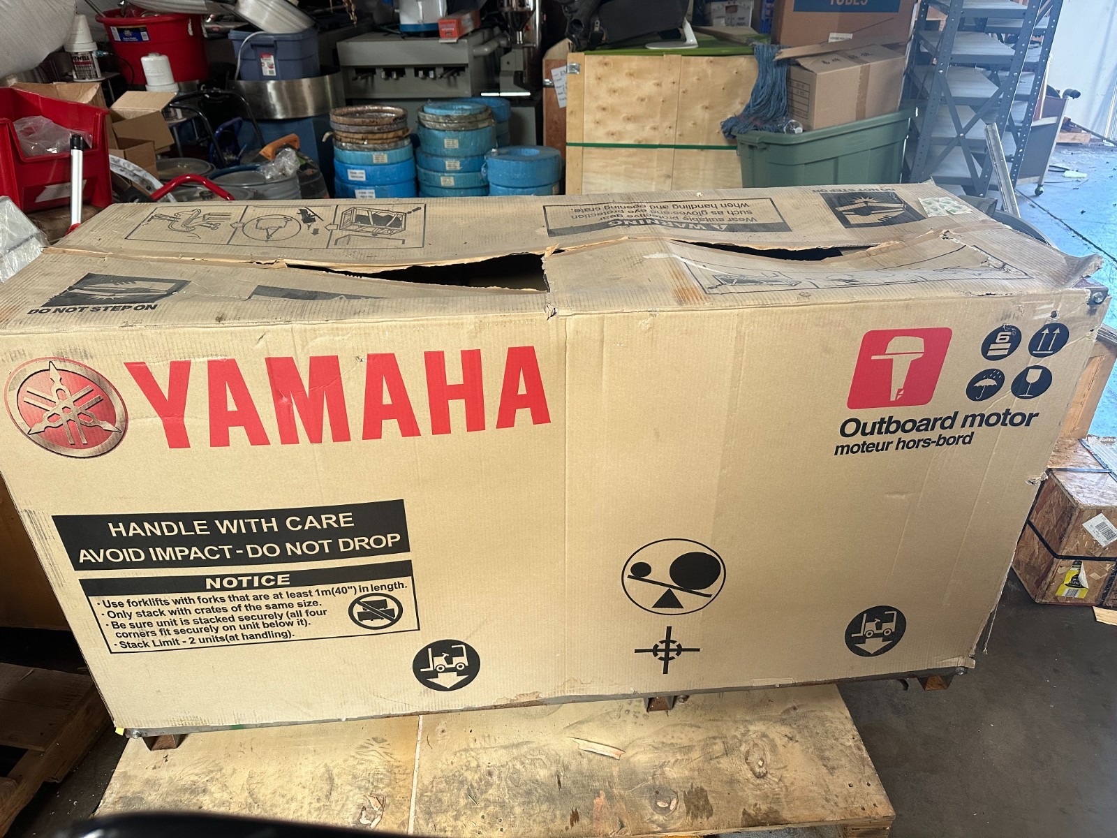 2020 Yamaha 4 Stroke 30hp Long Shaft, Forward Control EFI OUTBOARD, new in box