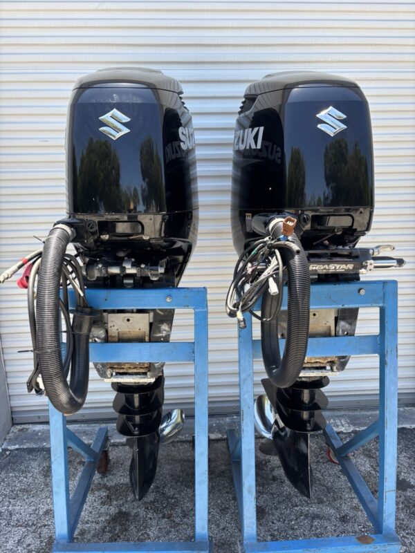 Pair of 2022 Suzuki DF300AP 300 HP 4-Stroke EFI Outboard Motors – 30" Shaft – Complete Twin Package (210 hrs)