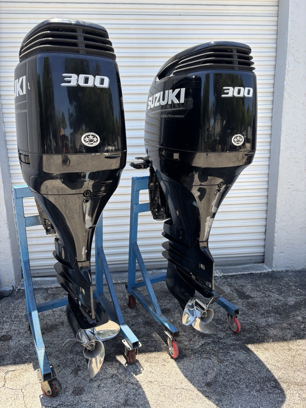2022 Suzuki Pair 300hp 300 Hp DF300AP 4 Stroke outboard Motor Df300 F300 Yamaha