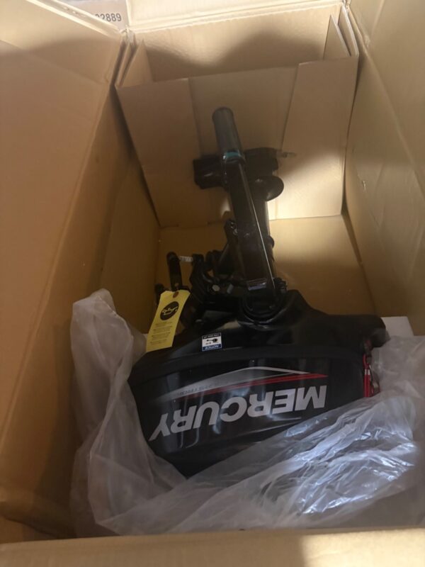 Used 2023 Mercury 2.5 HP 1-Cylinder 4-Stroke Compact Outboard Motor – 15″ (S) Short Shaft
