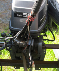 50HP Yamaha Outboard Motor w/ tiller Arm 20