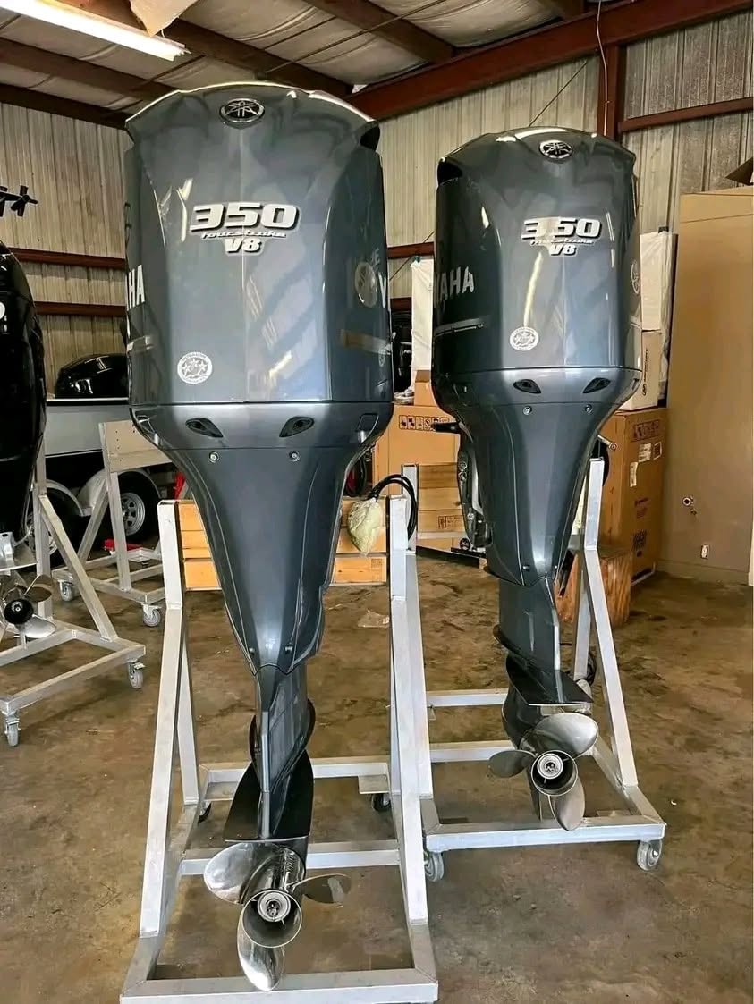 Twin 2025 Yamaha F350 V8 350HP Outboard Motors | 170 Hours | Complete Rigging & Factory Warranty
